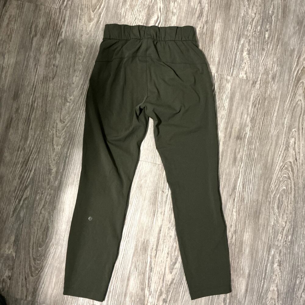 Lululemon On the Fly Joggers Olive Green Size 2 27"¸